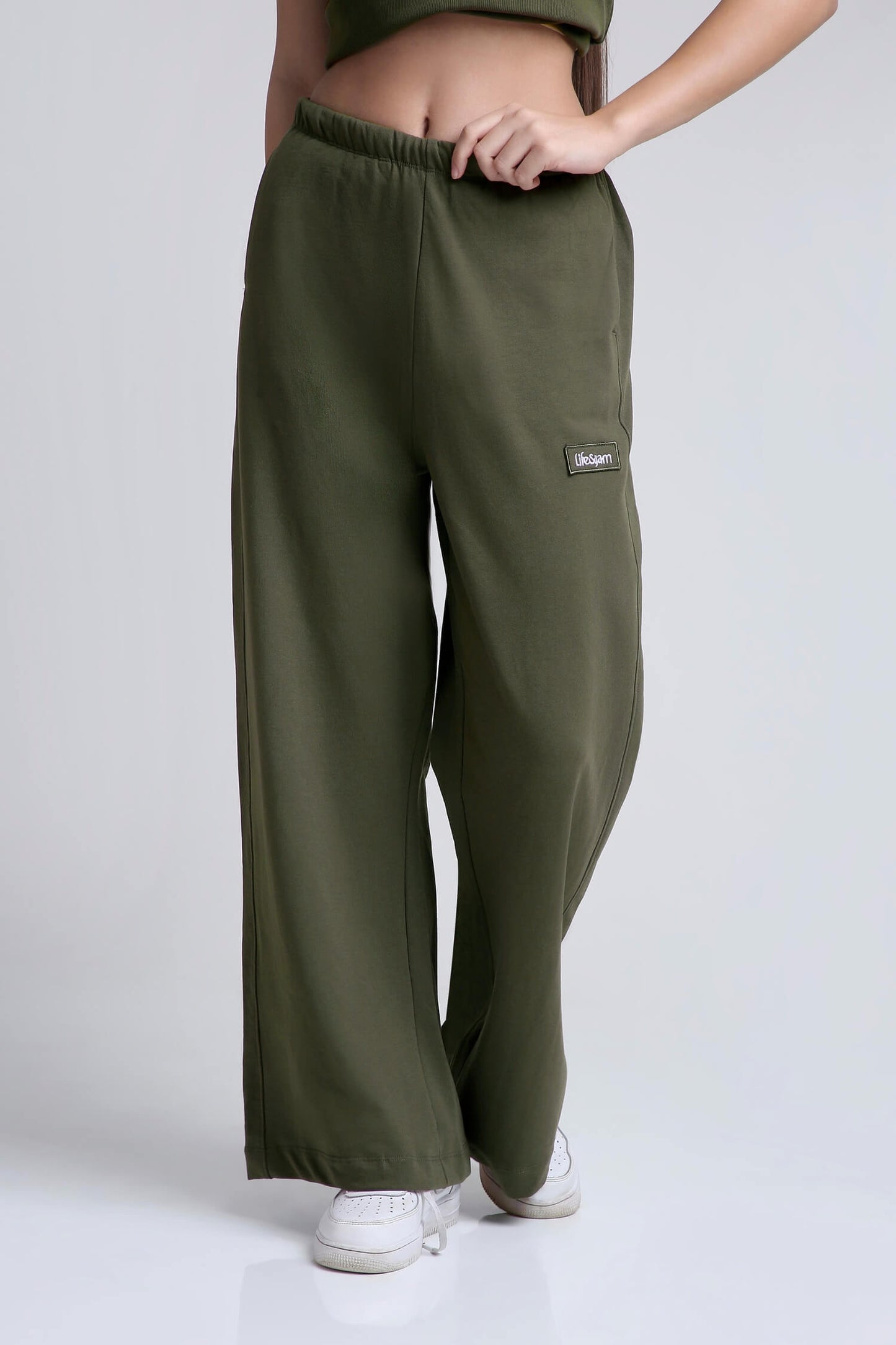 Oversized Loungers with drawstring in Soul Green