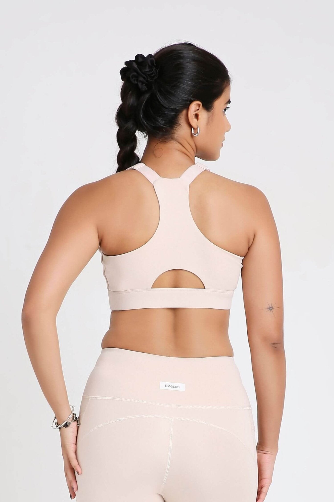 Adjustable Straps Sports Bra in Marshmallow 2.O - Life & Jam