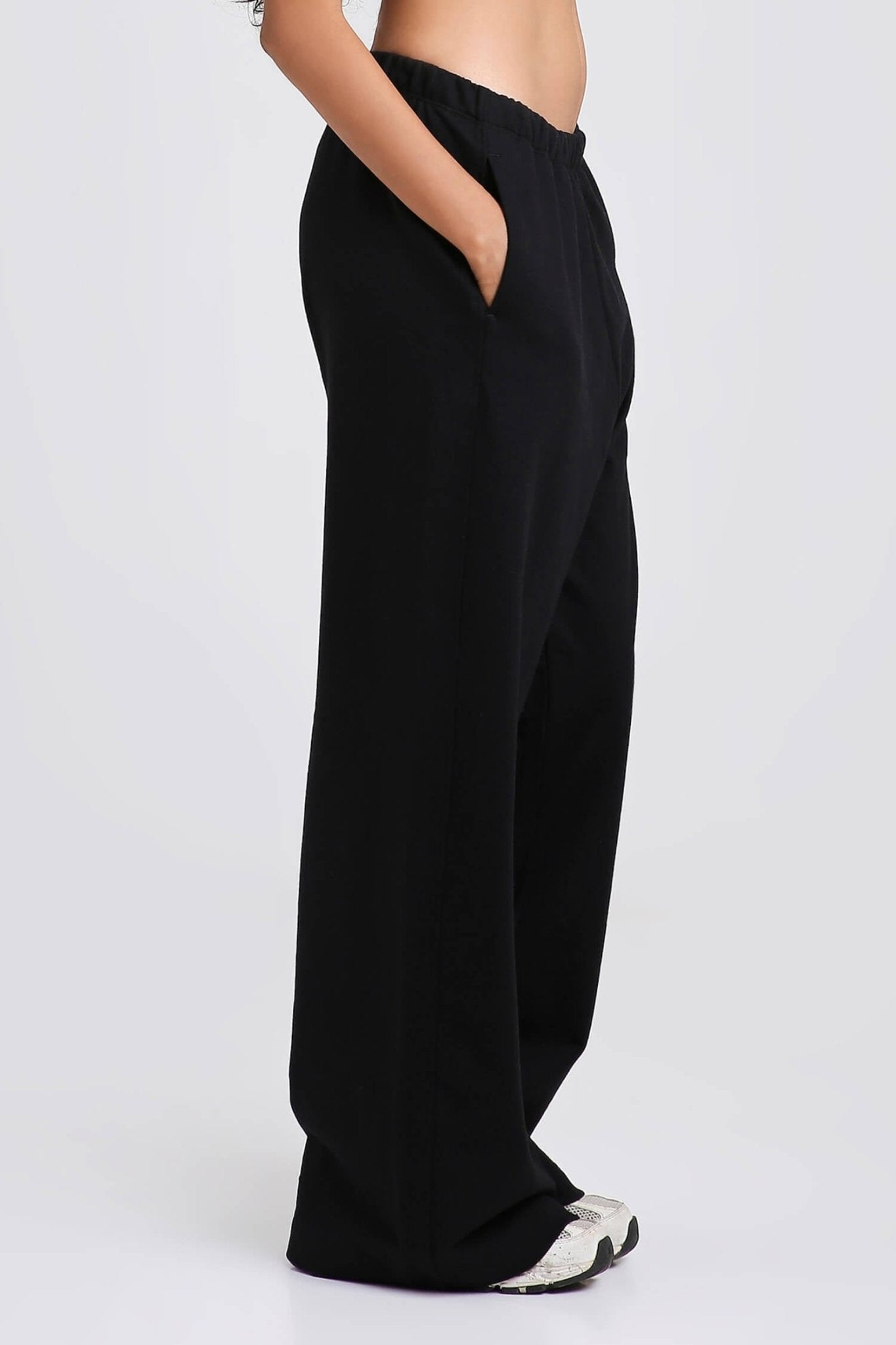 Co - ord Set: Strappy Tank & Loungers in White & Black - Life & Jam