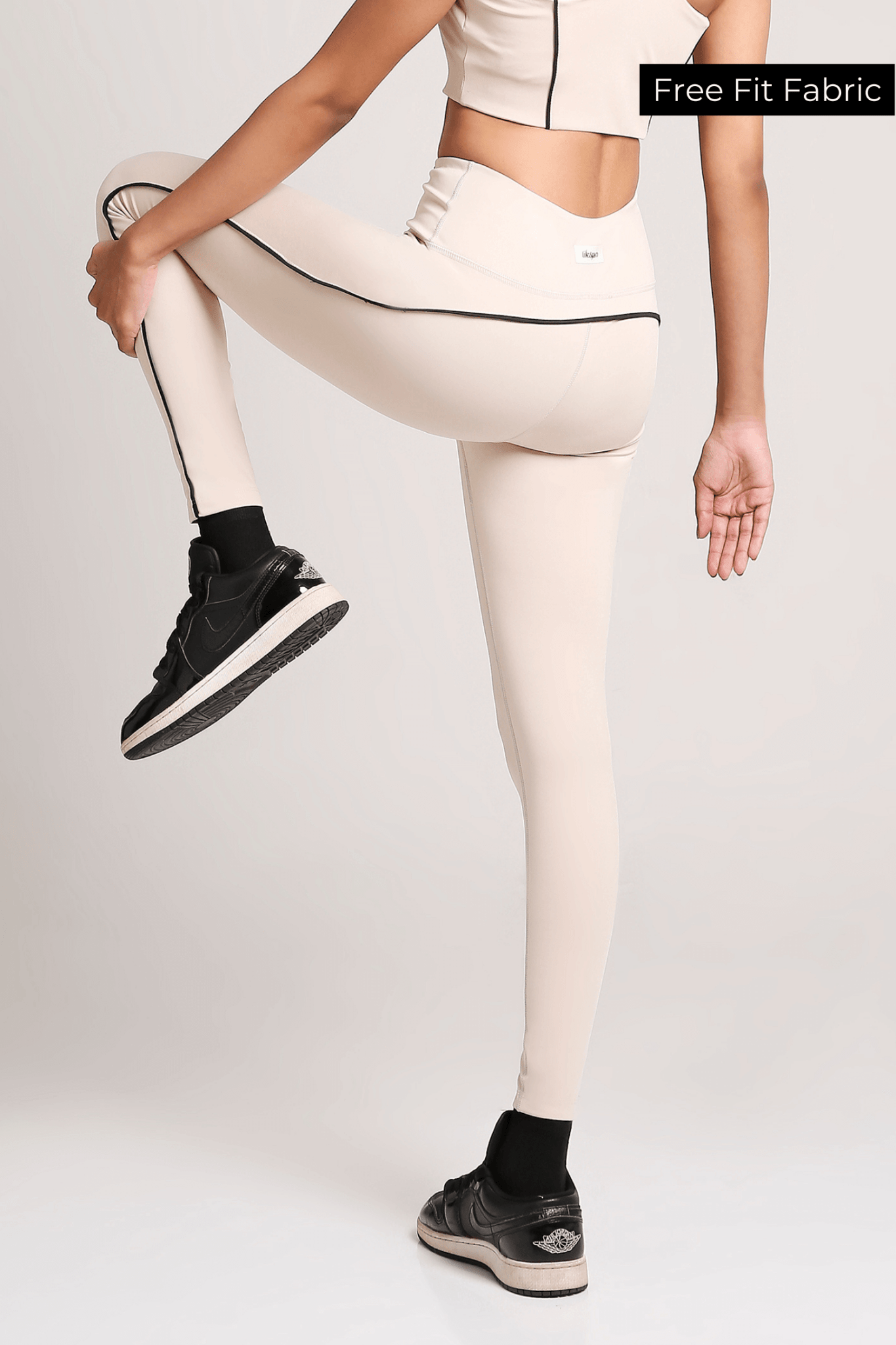 Draw the Line Leggings in Marshmallow - Life & Jam